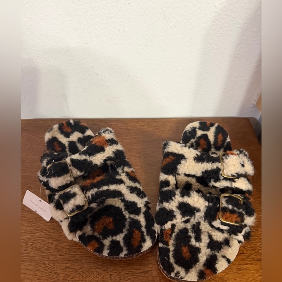 Secret Treasures Shoes - Secret treasures fuzzy leopard print slip on slides sandals slippers new size 9